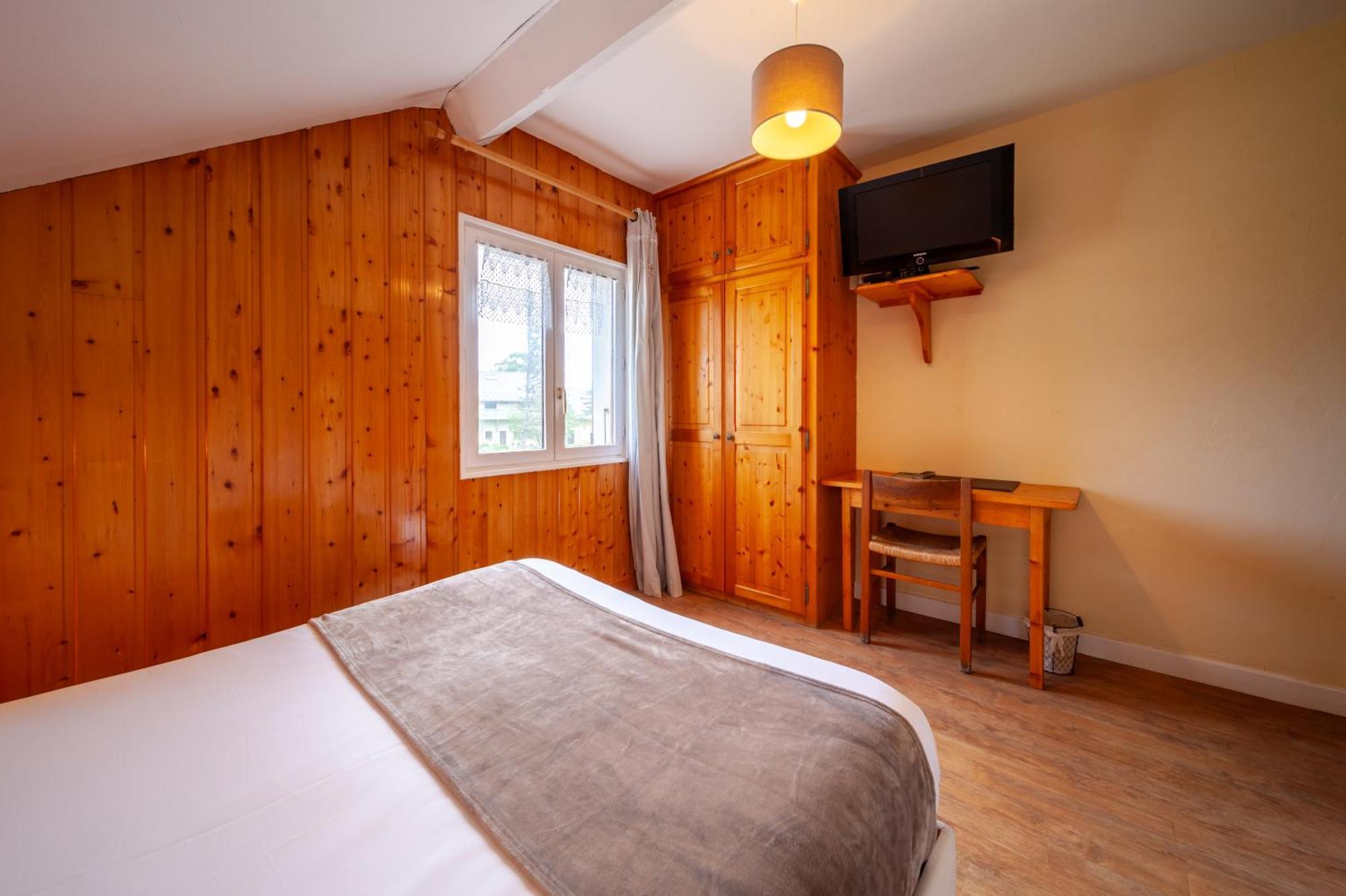 Auberge Des Montauds - Hotel & Restaurant Виллар-де-Ланс Номер фото